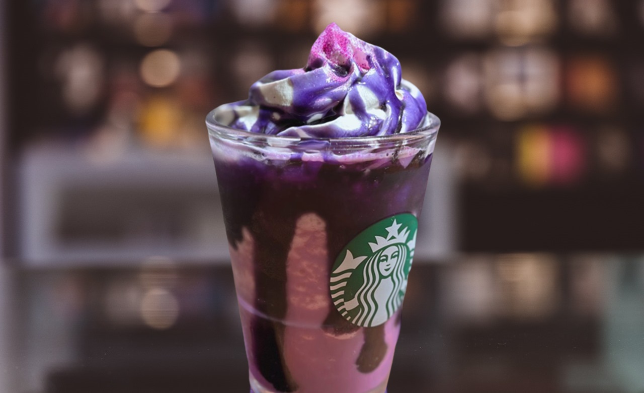 紫いも パープルハロウィンフラペチーノ